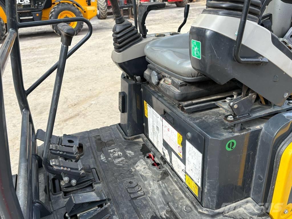 Komatsu PC 14 R-3HS Minigravemaskiner