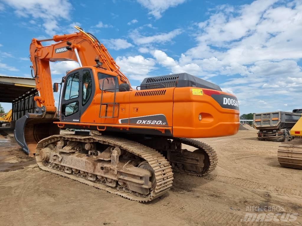 Doosan DX 520 LC Gravemaskiner på larvebånd