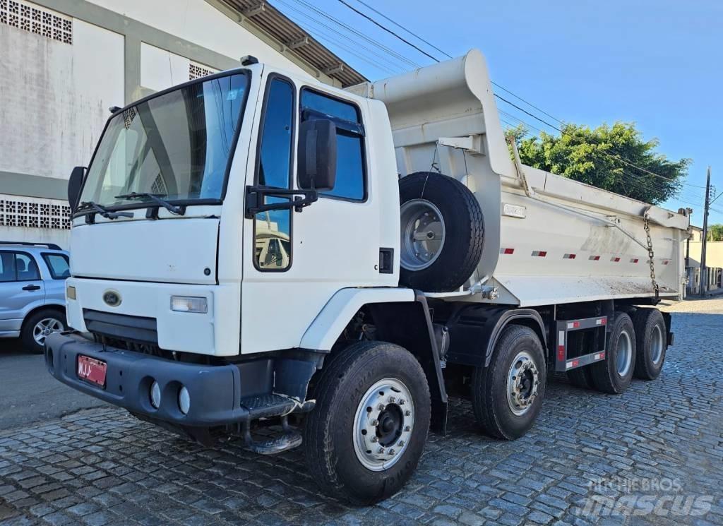Ford 2628 Lastbiler med tip
