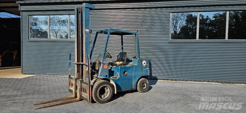 Clark 3 ton diesel Gaffeltrucks - andre