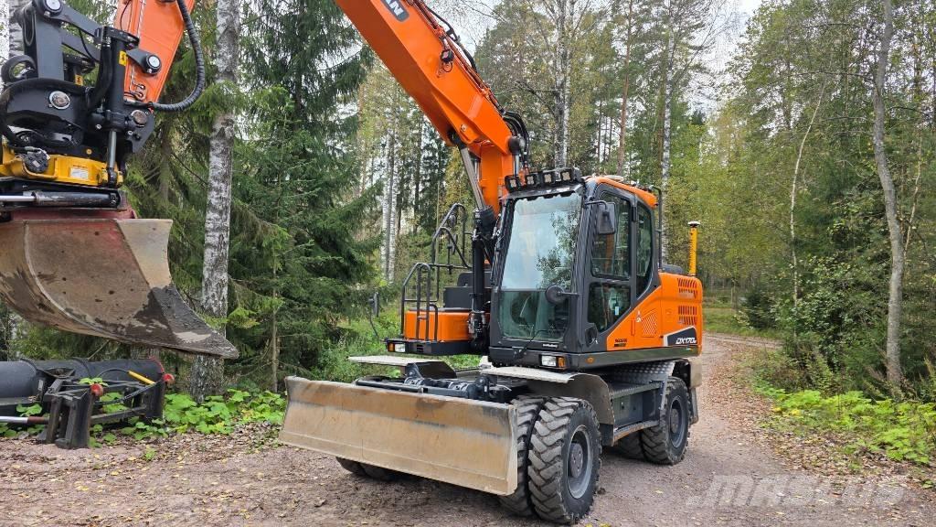 Doosan DX 170 W Gravemaskiner på hjul