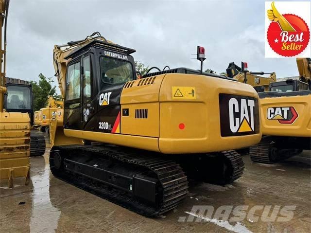 CAT 320 D 2L Gravemaskiner på larvebånd