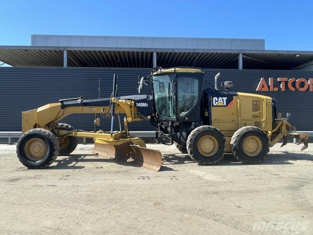 CAT 140 M2 Sorteringsudstyr