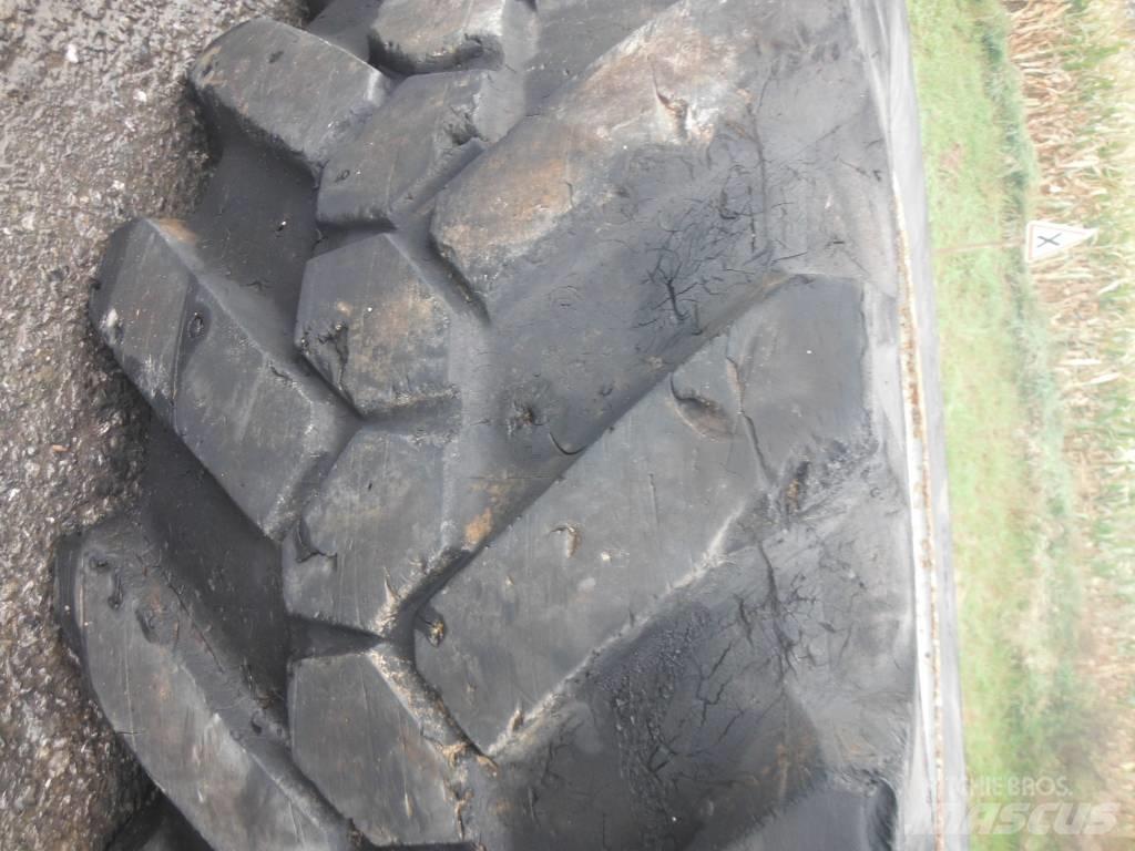 Michelin 15R22.5 Hjul, Dæk og Fælge