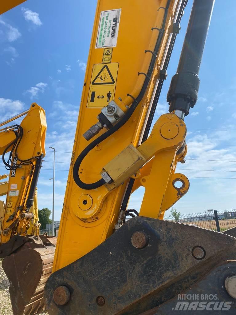 JCB 220 Gravemaskiner på larvebånd