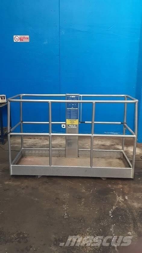 Cela DT 21 Lastbilmonterede lifte