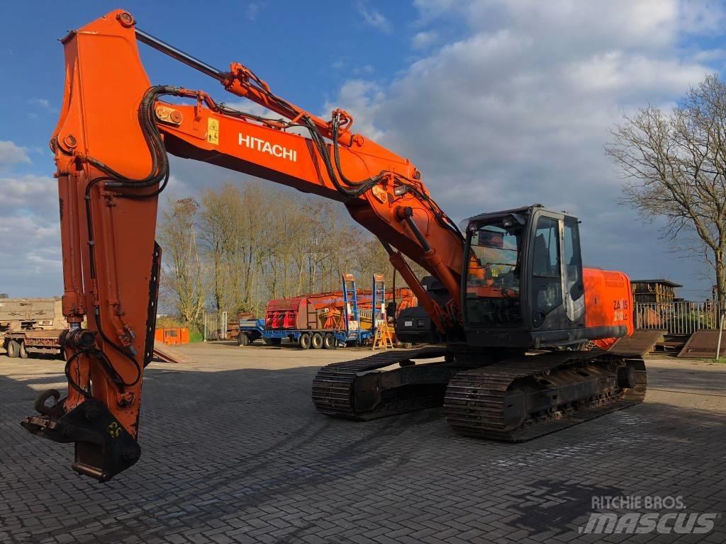 Hitachi ZX 210 LC-3 Gravemaskiner på larvebånd
