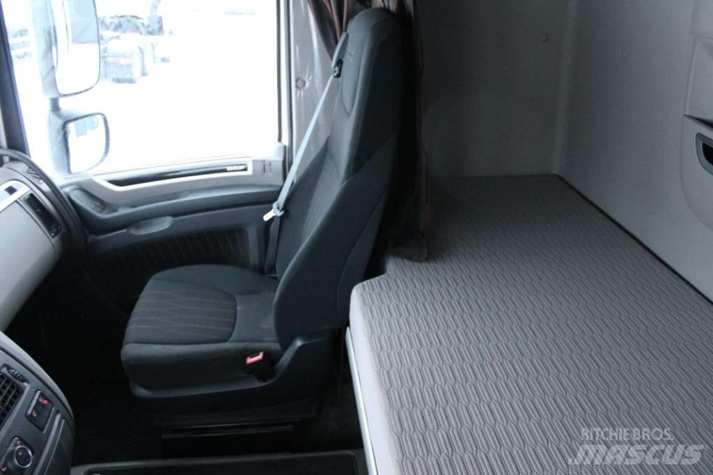 DAF XF530 6X4 FTT Trækkere