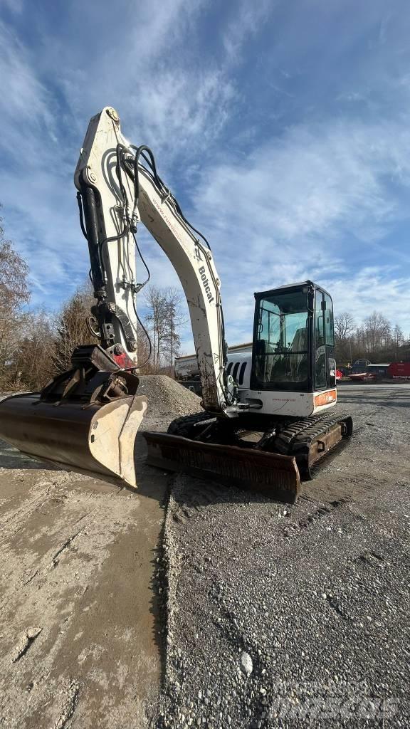 Bobcat 442 B Midi-gravemaskiner 7t - 12t
