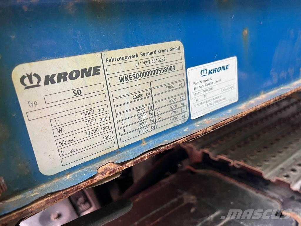 Krone SD Semi-trailer med Gardinsider