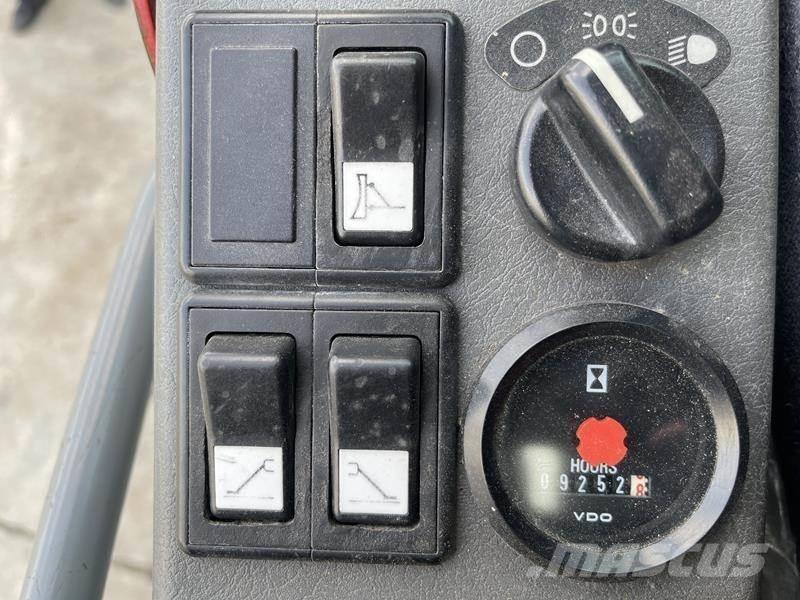 Volvo EW 140 B Gravemaskiner på hjul