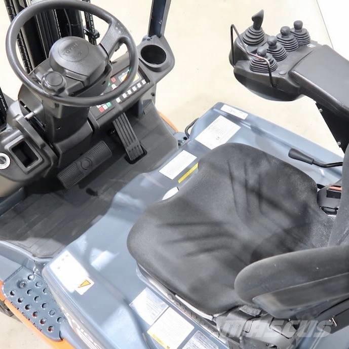 Toyota 8FBE16T El gaffeltrucks