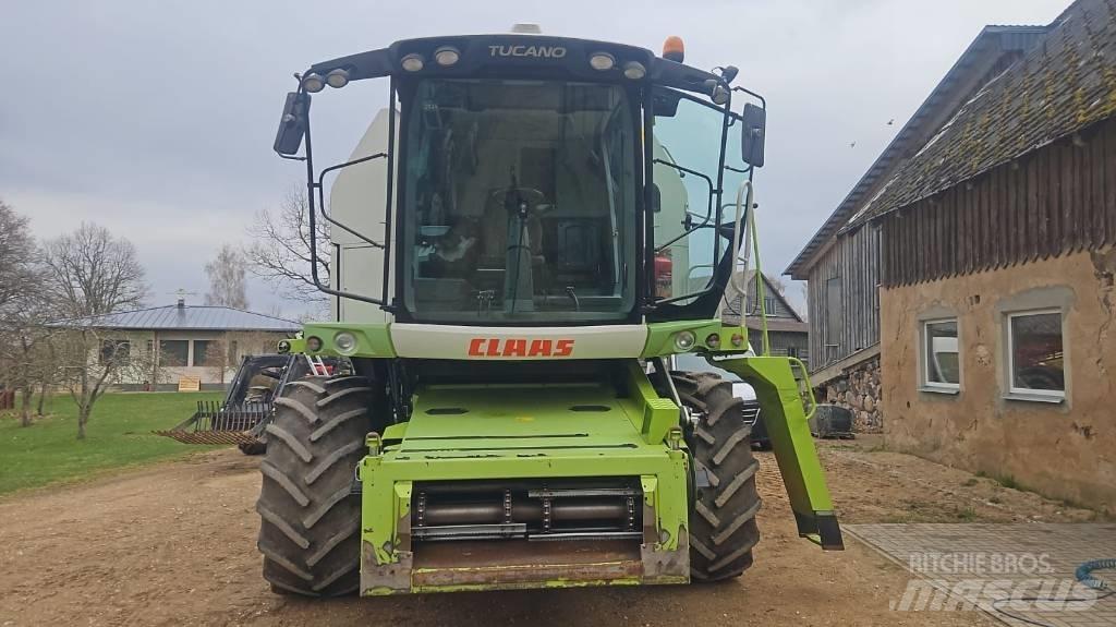 CLAAS Tucano 440 Mejetærskere