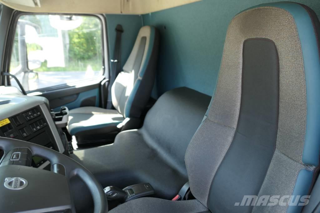 Volvo FM330 4x2 Kølelastbiler