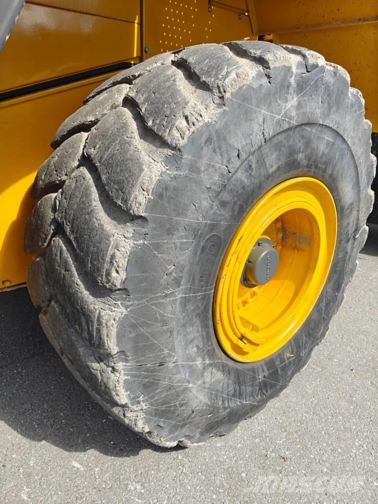 Volvo L 180 E Læssemaskiner på hjul