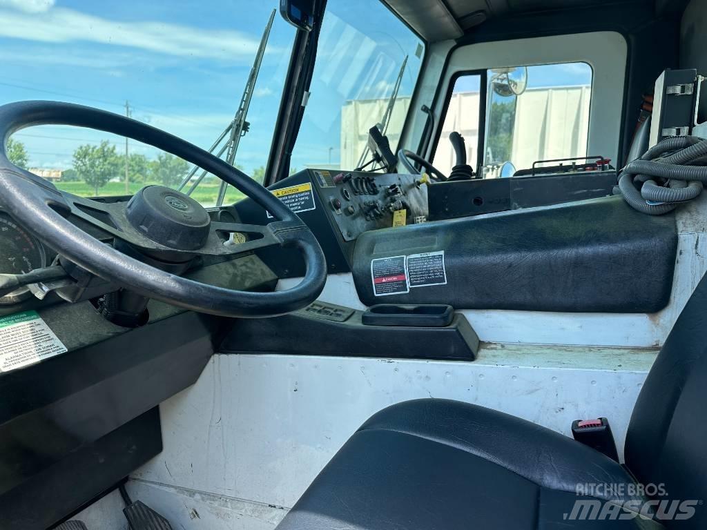 Mack LEU613 Renovationslastbiler
