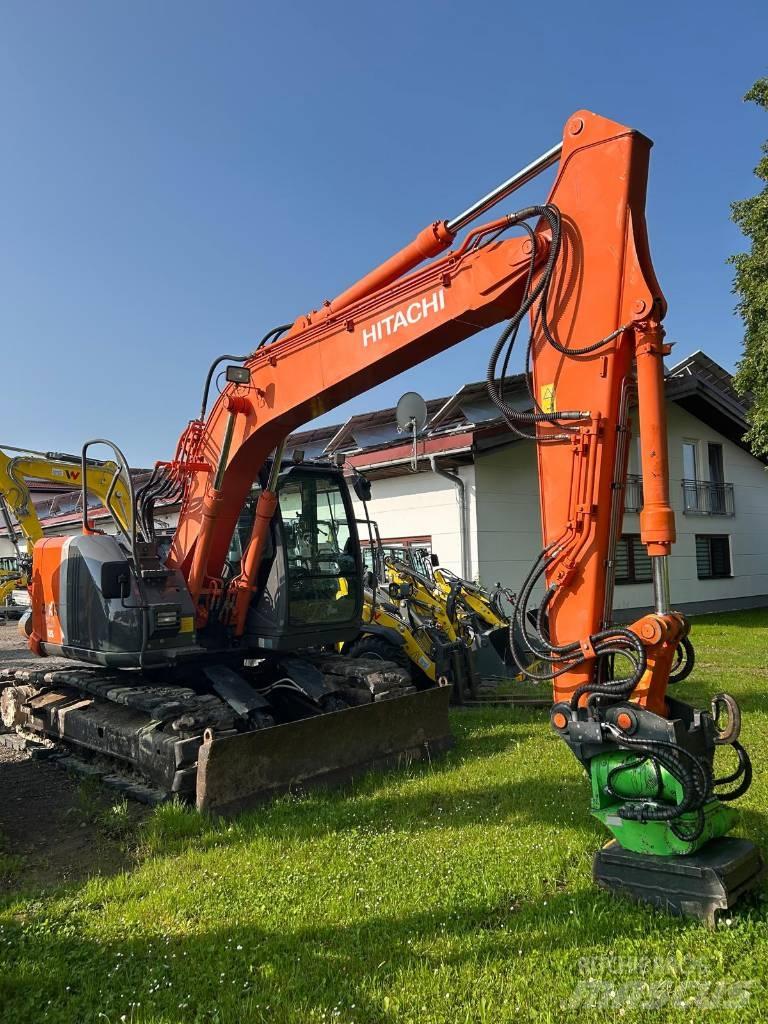 Hitachi ZX 135 US-3 Gravemaskiner på larvebånd
