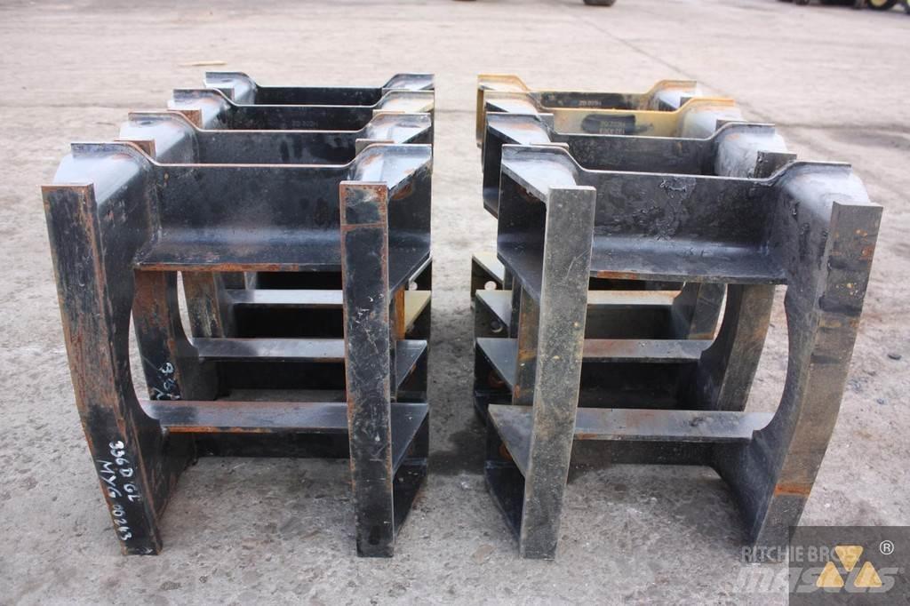 CAT Trackguards Chassis og suspension