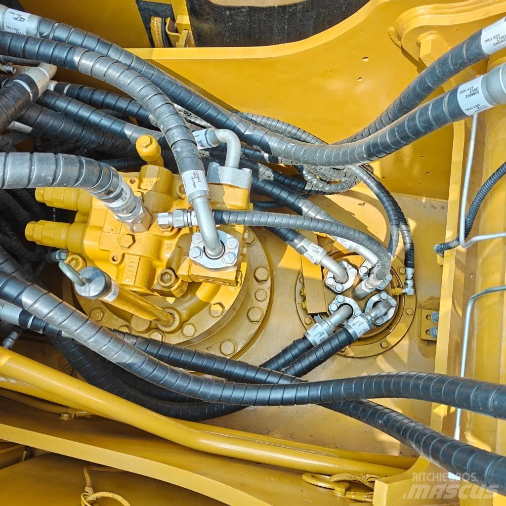 CAT 320D2L Gravemaskiner på larvebånd