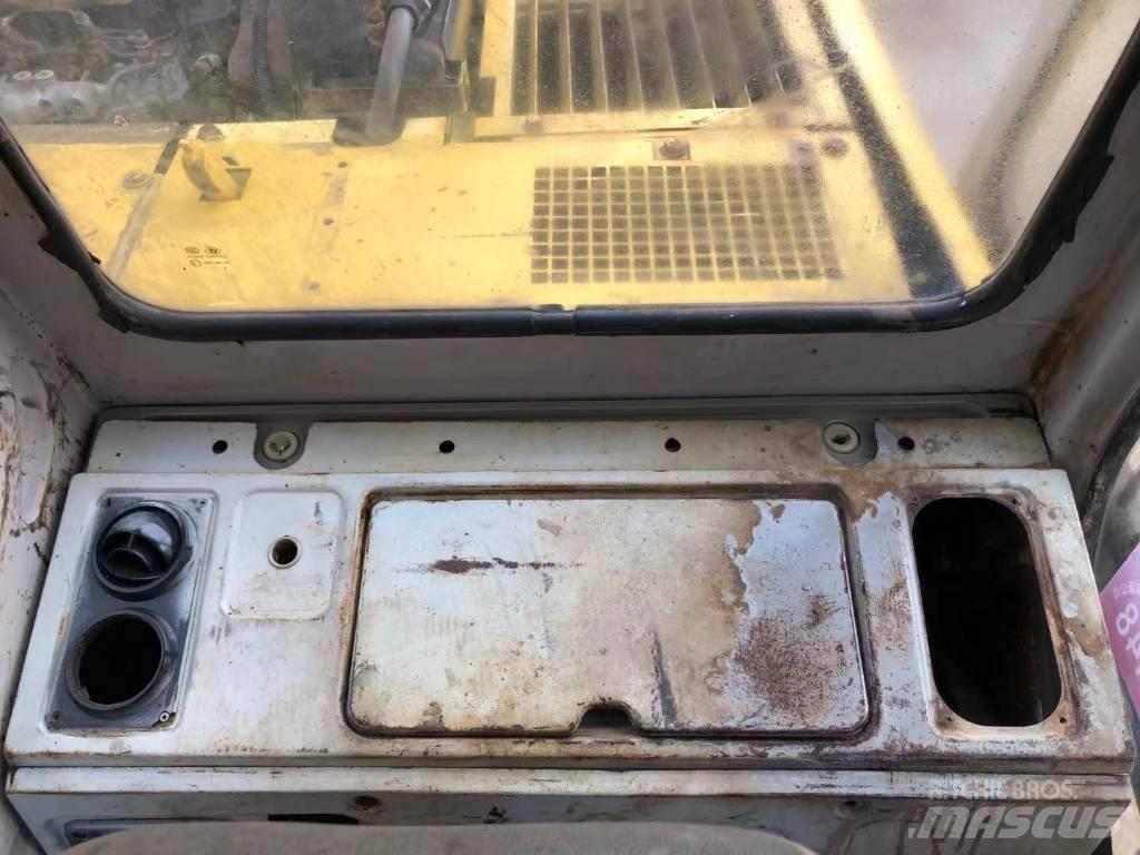 Sumitomo SH120-A2 Gravemaskiner på larvebånd