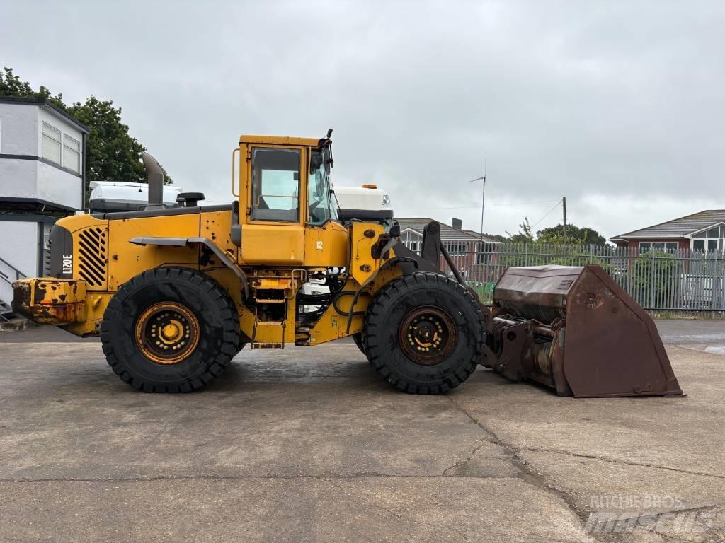 Volvo L 120 E Læssemaskiner på hjul