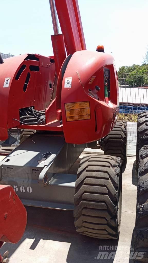 JLG 450 AJS II Bomlifte med knækarm