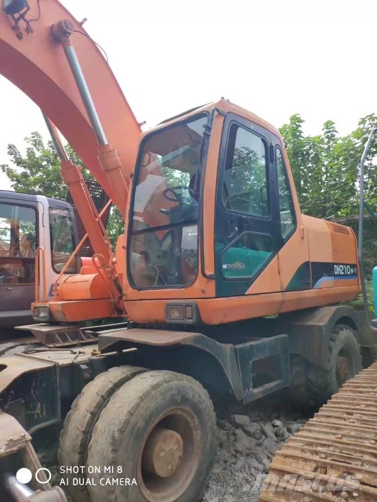 Doosan DH210W-7 Gravemaskiner på hjul