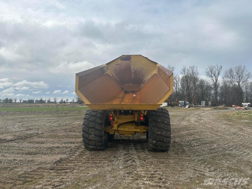 CAT 730 C Terrængående lastbiler