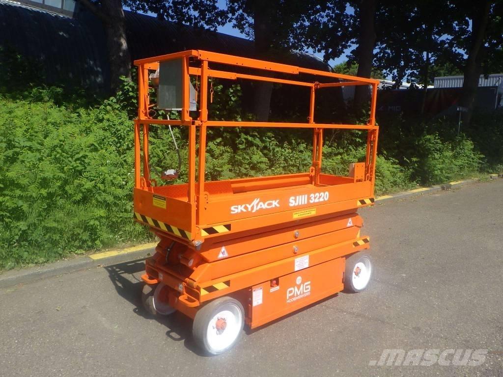 SkyJack SJ3220 Saxlifte
