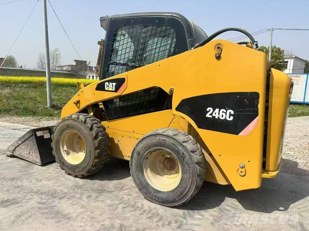 CAT 246 C Minilæsser - skridstyret