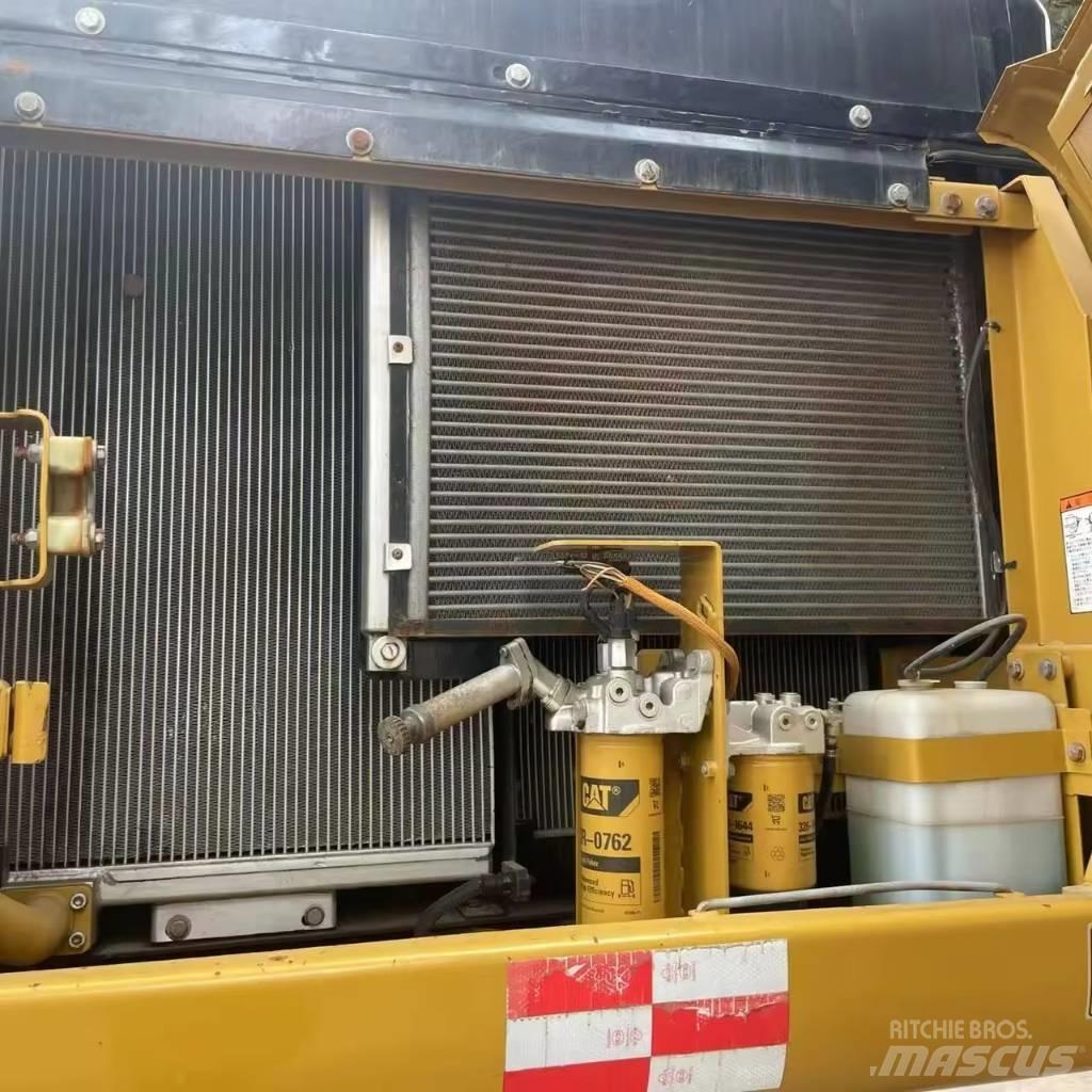 CAT 336 D Gravemaskiner på larvebånd