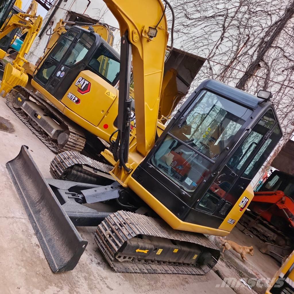 CAT 305 E Minigravemaskiner