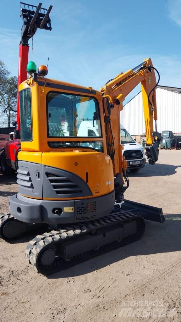 Hyundai X30Z-9AK Midi-gravemaskiner 7t - 12t