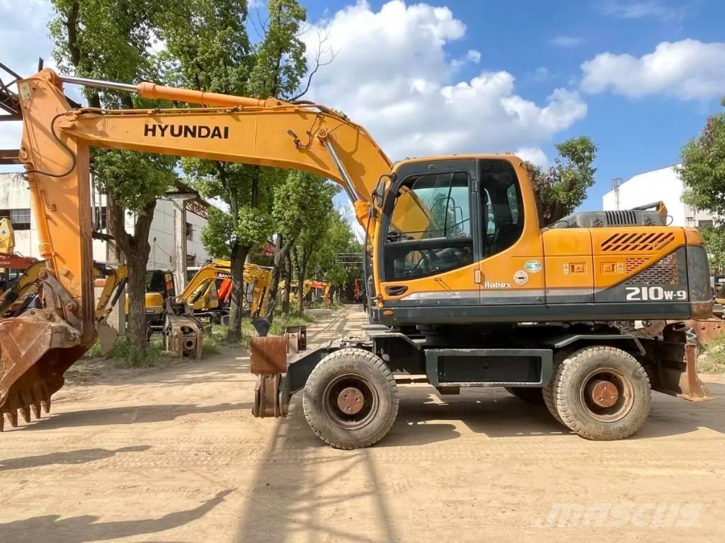 Hyundai R210W-9 Gravemaskiner på hjul