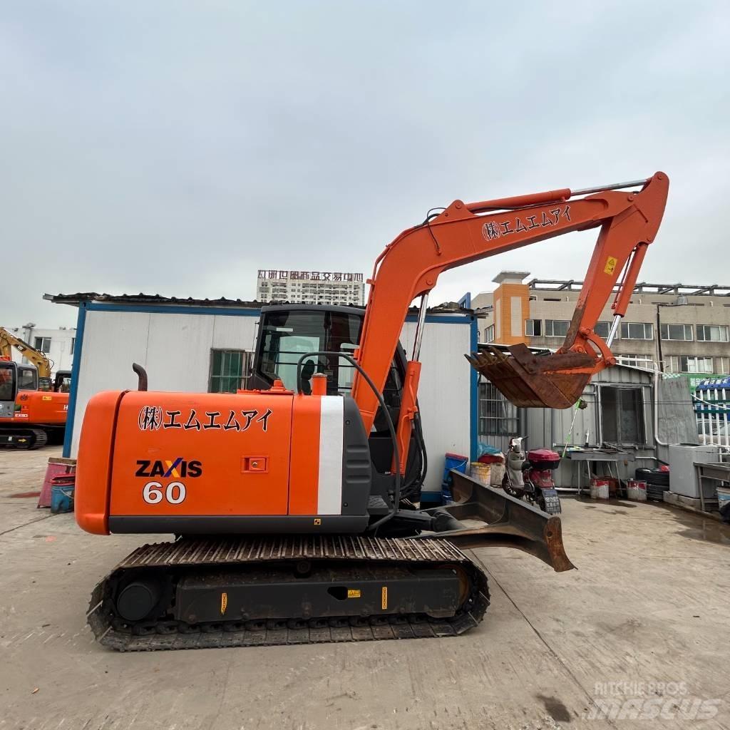 Hitachi ZX 60 Gravemaskiner på larvebånd
