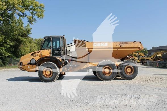 CASE 330B Terrængående lastbiler