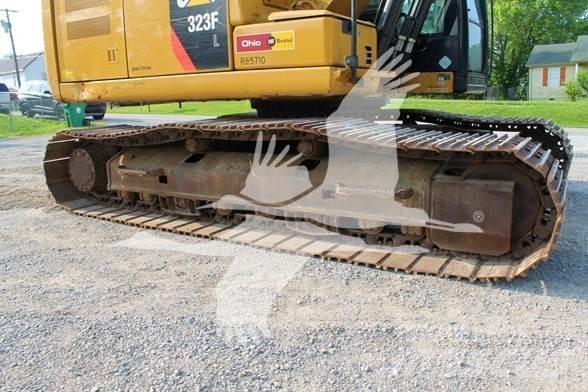 CAT 323FL Gravemaskiner på larvebånd