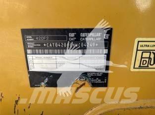 CAT 420F2 Rendegravere
