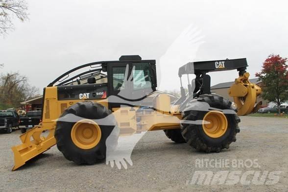 CAT 545C Udslæbningstraktorer