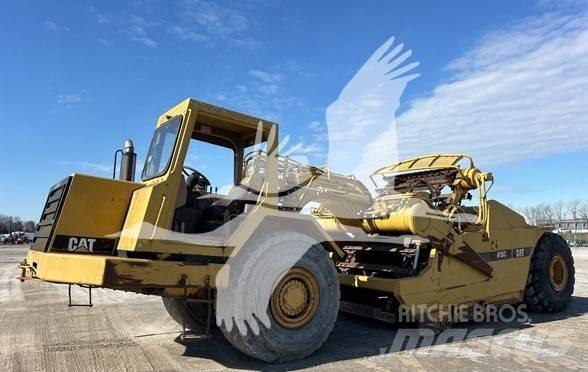 CAT 615C II Skrabere
