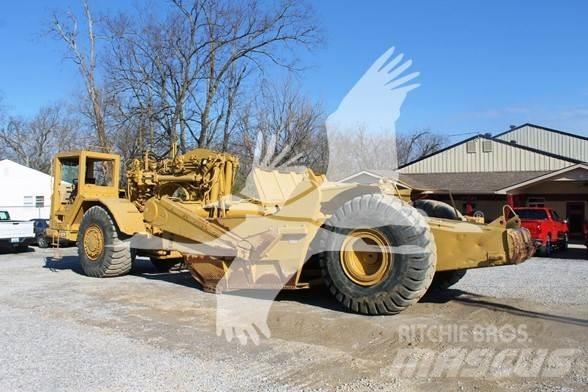 CAT 621F Skrabere