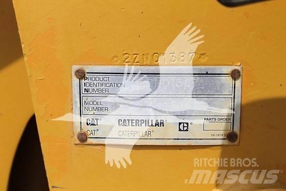 CAT 953C Larvebåndslæssere