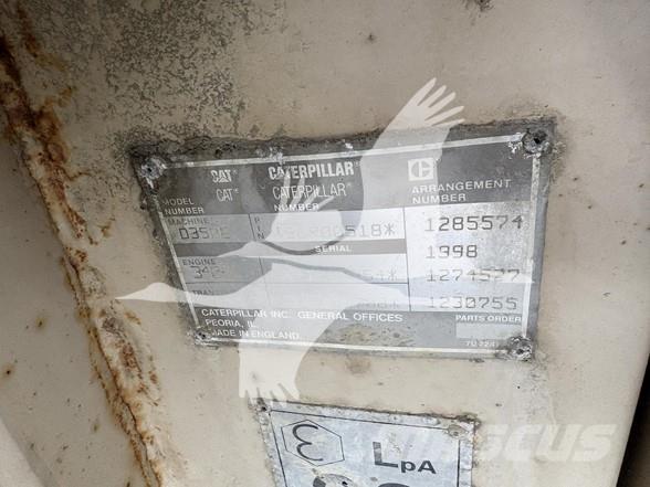 CAT D350E Terrængående lastbiler