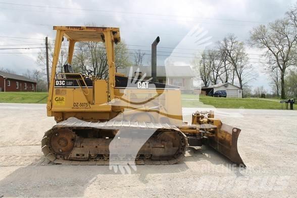 CAT D3C III Bulldozer på larvebånd