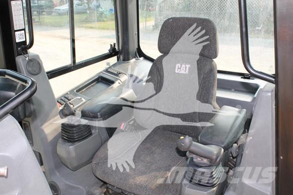 CAT D5K2 LGP Bulldozer på larvebånd