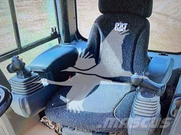 CAT D5K2 LGP Bulldozer på larvebånd