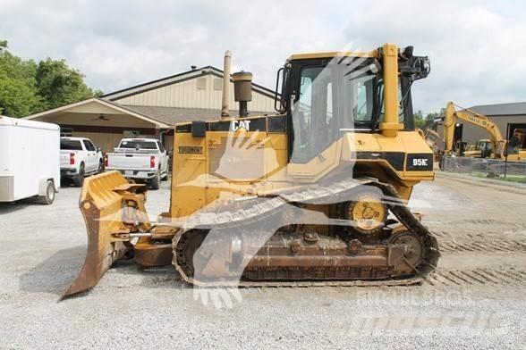 CAT D5M XL Bulldozer på larvebånd