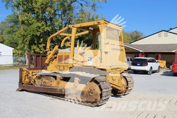 CAT D6D Bulldozer på larvebånd