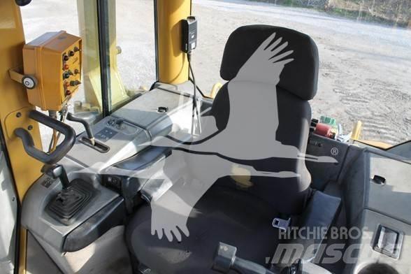 CAT D6N XL Bulldozer på larvebånd