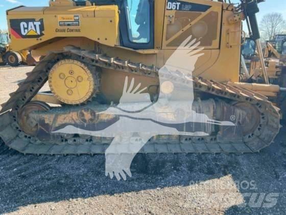 CAT D6T Bulldozer på larvebånd